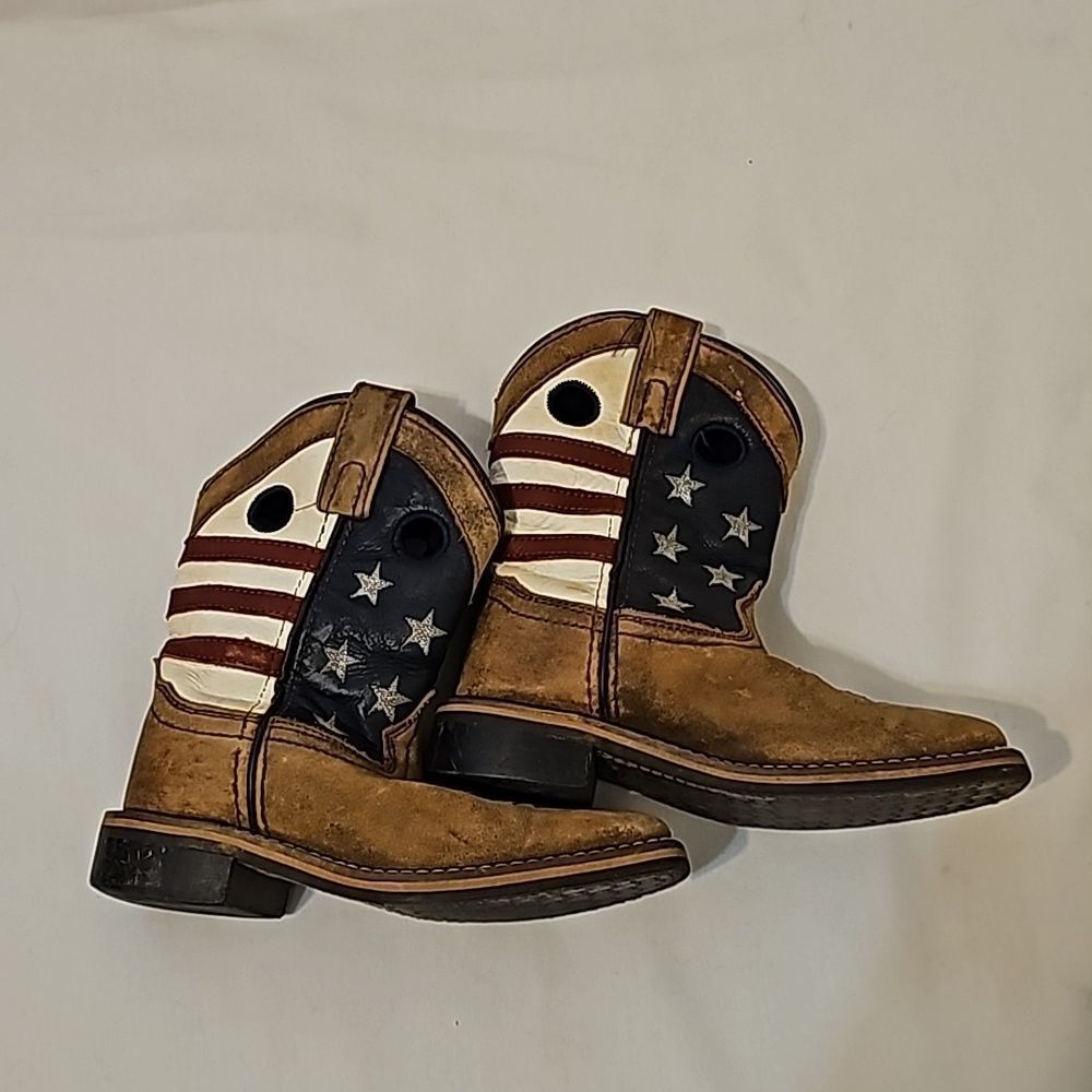 Kids cowboy boots 🇺🇸